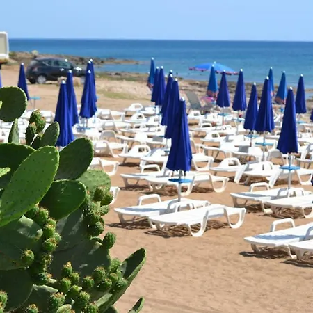 Semesterbostad Bivani Isola Blu Marzamemi